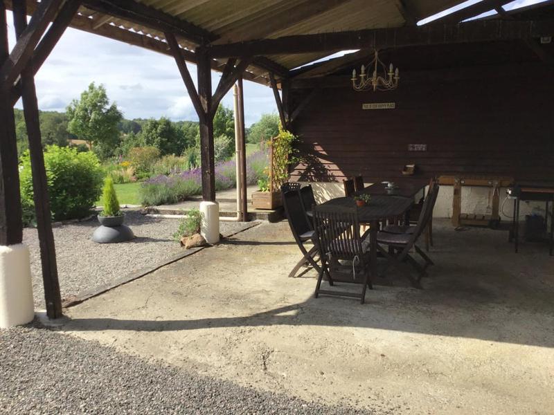 Les Verges Gites Exideuil-sur-Vienne Екстер'єр фото